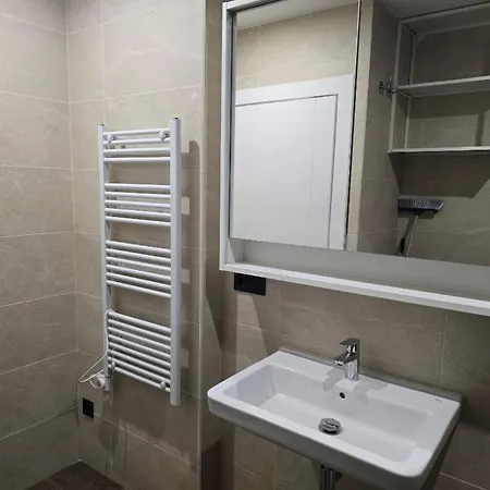 El Casal, Casa Amparo Grado
